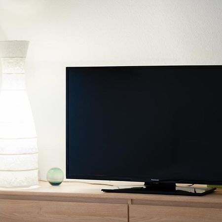 Stay Awesome - Schonfeld Apartment, Netflix Und Kostenloses Parken Kassel Dış mekan fotoğraf