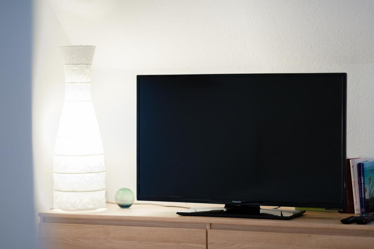 Stay Awesome - Schonfeld Apartment, Netflix Und Kostenloses Parken Kassel Dış mekan fotoğraf