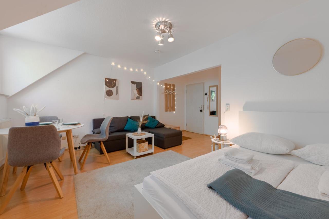 Stay Awesome - Schonfeld Apartment, Netflix Und Kostenloses Parken Kassel Dış mekan fotoğraf